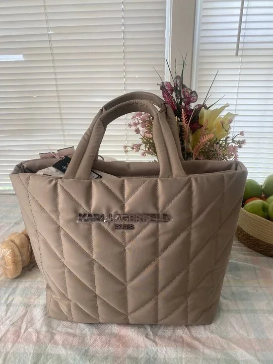 Karl Lagerfield Quitled Tote Bag - Picture 2 of 9